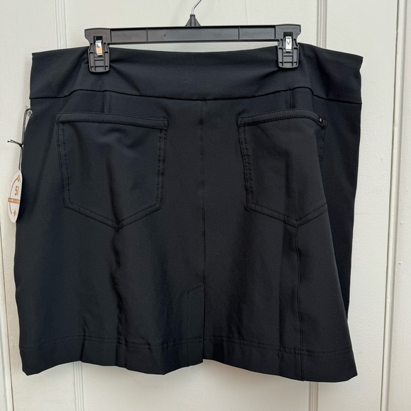 Tail Pull-on activewear skirt size 16 - Picture 4 of 8